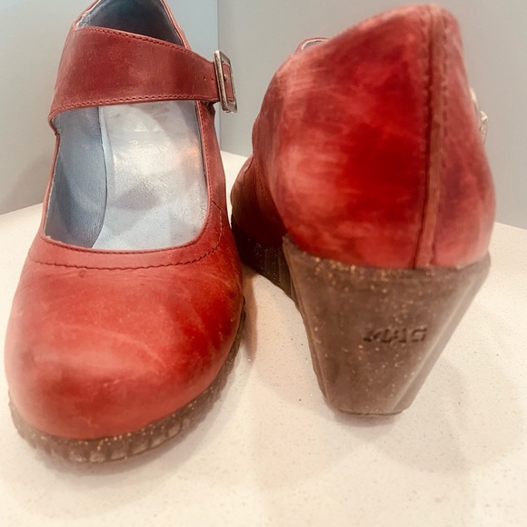 MAG Mary Jane Rubber Wedge Heel Sandal - Picture 2 of 13